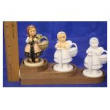 Hummel Figure set/ wood base "On Holiday"