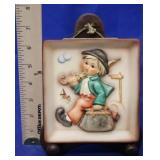 Hummel Plate with Stand "Merry Wanderer"