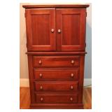 Bassett Furniture Co. Wardrobe/Dress