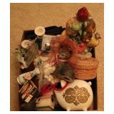 Tray Lot of Assorted Items