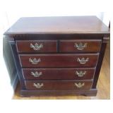 4-Drawer Dresser/Stand