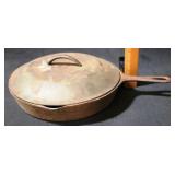 Cast Iron 10 1/4" Skillet with Lid