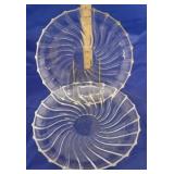 Pair of Matching Glass Plates (2pc)