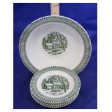 5 pc Green/White Bowl & Plates Set (5pc)