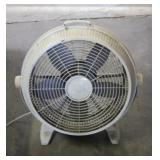 Lasko Wind Machine fan (needs cleaning)