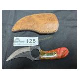 Custom Damascus blade fingerhole skinner with