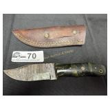 Damascus blade hunting knife with sheath