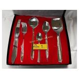 28 piece MHSCutlery Stainless Steel flatware set