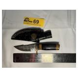 Custom Handmade Full-Tang Damascus Steel  knife