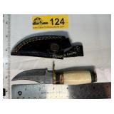 Custom Handmade Full-Tang Damascus Steel  knife