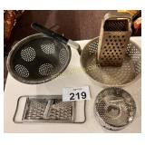 GRATERS, STRAINER, STEAMER