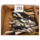 ASST. FLATWARE AND KNIFES