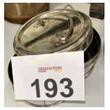 TWO COMPARTMENT METAL TIN