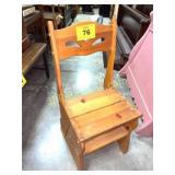 FOLDING KITCHEN STOOL/LADDER