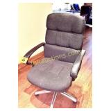 DESK CHAIR