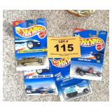 HOT WHEELS