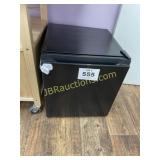 MINI-FRIDGE