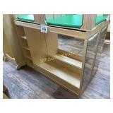 COAT RACK WITH SHELVES AND MIRROR ON END