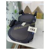 2 CAR SEATS