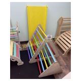 NESTING TRIANGLES W SLIDE / RAMP