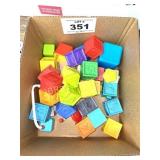 PLASTIC BUILDING BLOCKS