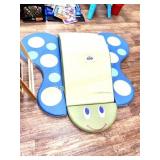 BUTTERFLY FOLDING ACTIVITY MAT