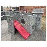 CASTLE PLAY HOUSE