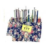 SET OF CROCHET / KNITTING NEEDLES