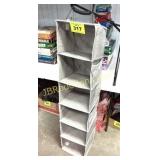 HANGING CLOSET ORGANIZER