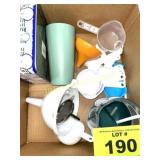 BOX OF PLASTIC KITCHEN UTENSILS