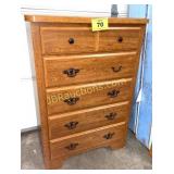 5 DRAWER CHEST OF DRAWERS MATCHES LOT 69 TWIN BED