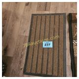 ENTRY RUG