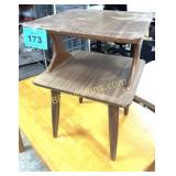 MCM END TABLE