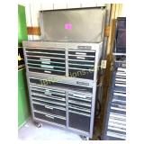 JOHN DEERE STACKING TOOL BOX