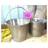 STAINLESS STEEL MILKING PAILS