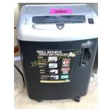 FELLOWES PAPER SHREDDER / BUSINESS