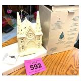 CATHEDRAL CANDLE HOLDER / TEA LIGHT