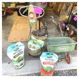 SCOTTS SNAP SPREADER, REGULAR SPREADER AND BAGS