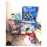 CHRISTMAS DECORATIONS - FINTAGE LIGHT UP SANTA FAE