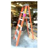 6' FIBERGLASS EXTENSION LADDER