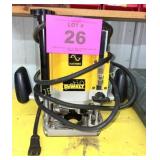 DEWALT ELECTRONIC PLUNGE CUT ROUTER