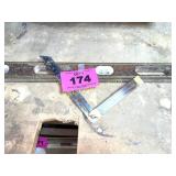 BRASS & WOOD SQUARE AND LEVEL