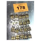 20 SMALL DOUBLE PULLEYS
