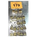 23 SMALL DOUBLE PULLEYS