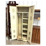 METAL LOCKER