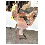 SADDLE - TAG SAYS AMISH MADE