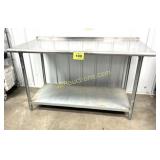 STAINLESS STEEL GAME CLEANING / RESTAURANT TABLE