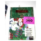 OVAL CHRISTMAS TABLE CLOTH WITH SNOWMEN