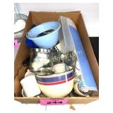 BOX W COFFEE JAR, MIXING BOWL ETC