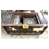 MAGNAVOX CABINET STEREO, AS-IS